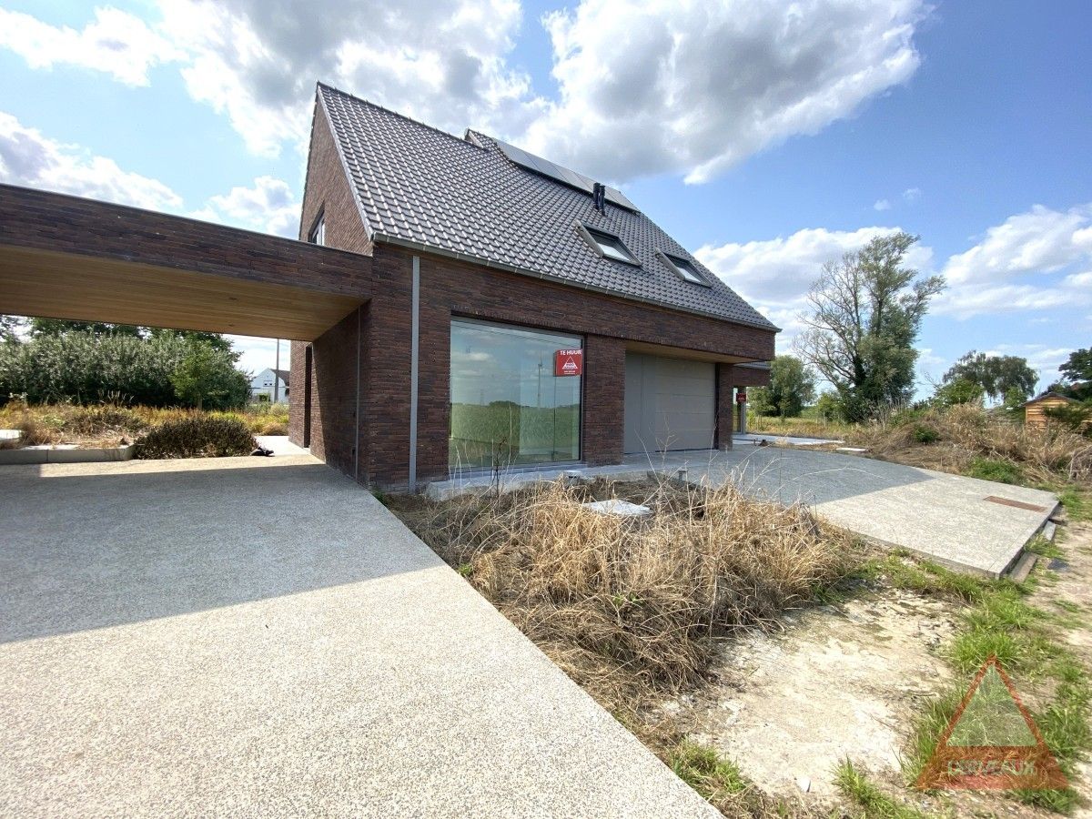 ()=>{if(producerUpdateValueVersion(node),producerAccessed(node),node.value===ERRORED)throw node.error;return node.value} Oude Beselarestraat 359B - 8940 Geluwe