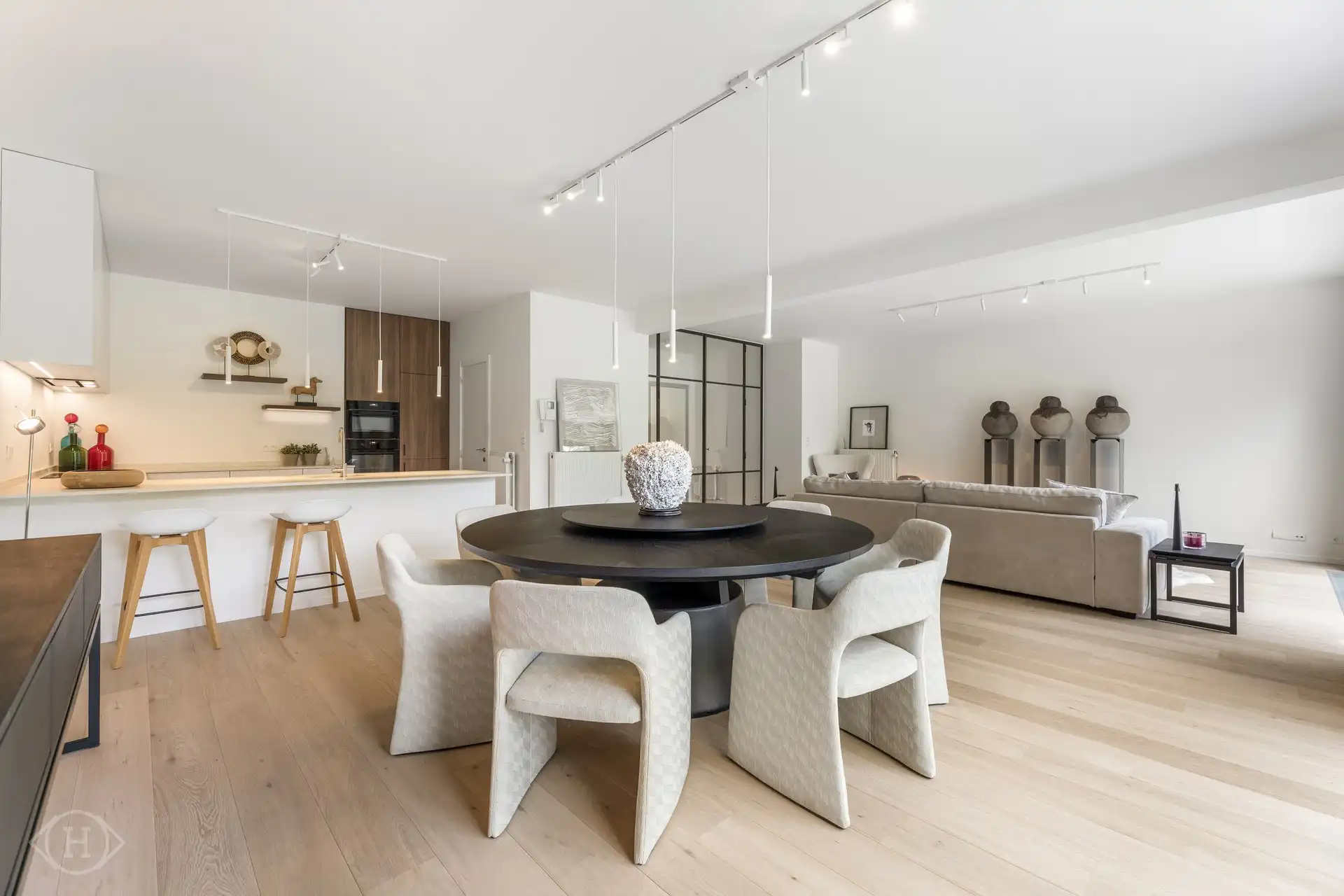 Luxueus gerenoveerd appartement met tuin, in hartje Leuven foto 3