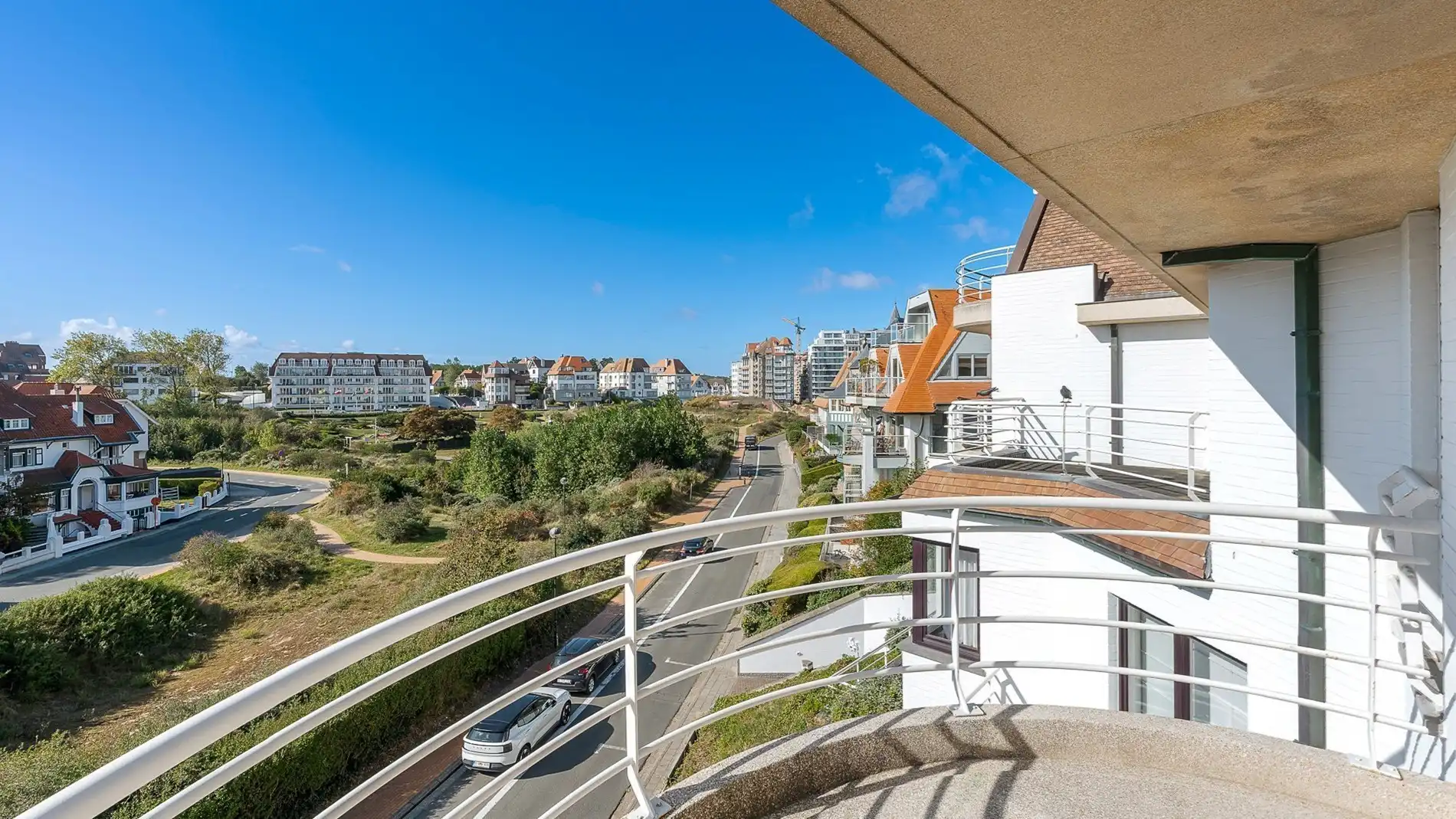 Zonnig hoekappartement op toplocatie te Knokke-Duinbergen foto 7