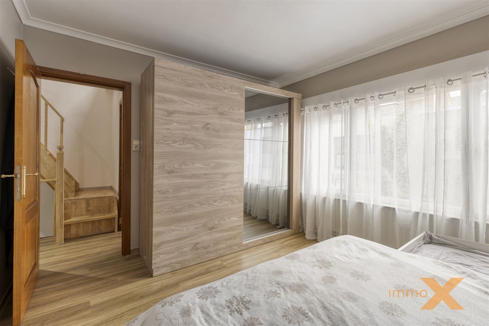 INSTAPKLARE GEZELLIGE WONING foto 16