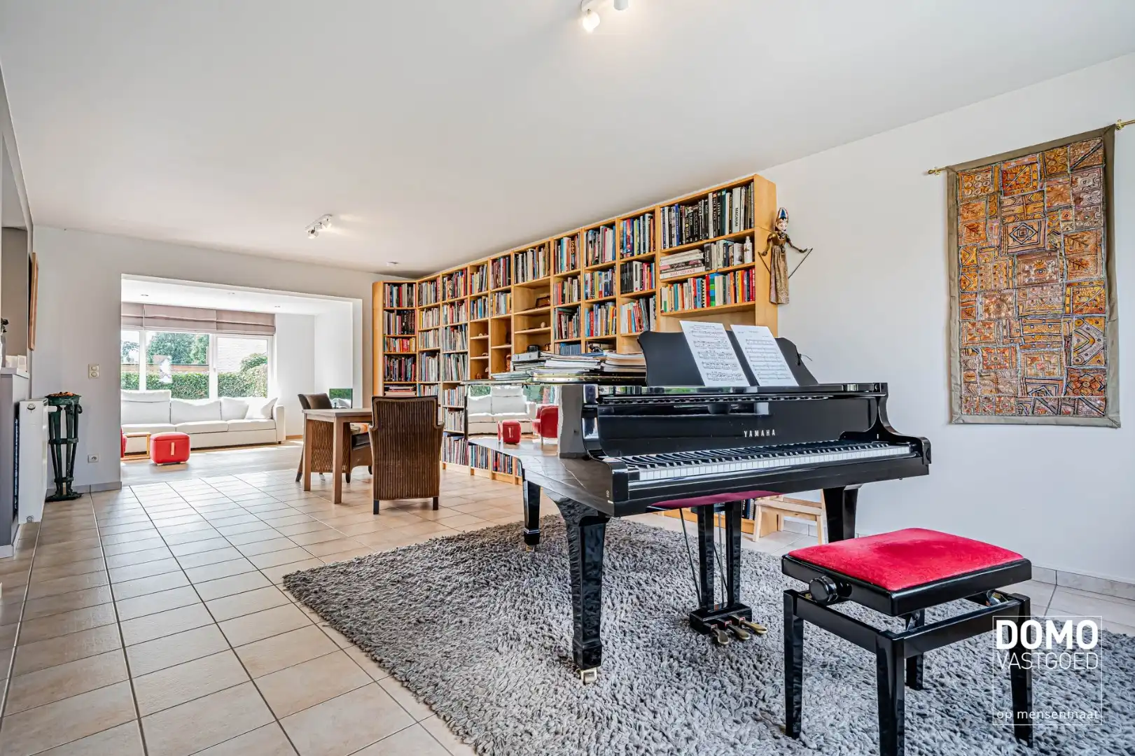 ZUIDWESTELIJK GEORIËNTEERDE DOORZONWONING MET LICHTRIJKE AANBOUW, GEZELLIGE TUIN EN RUIME GARAGE TE KURINGEN (HASSELT)  foto 4