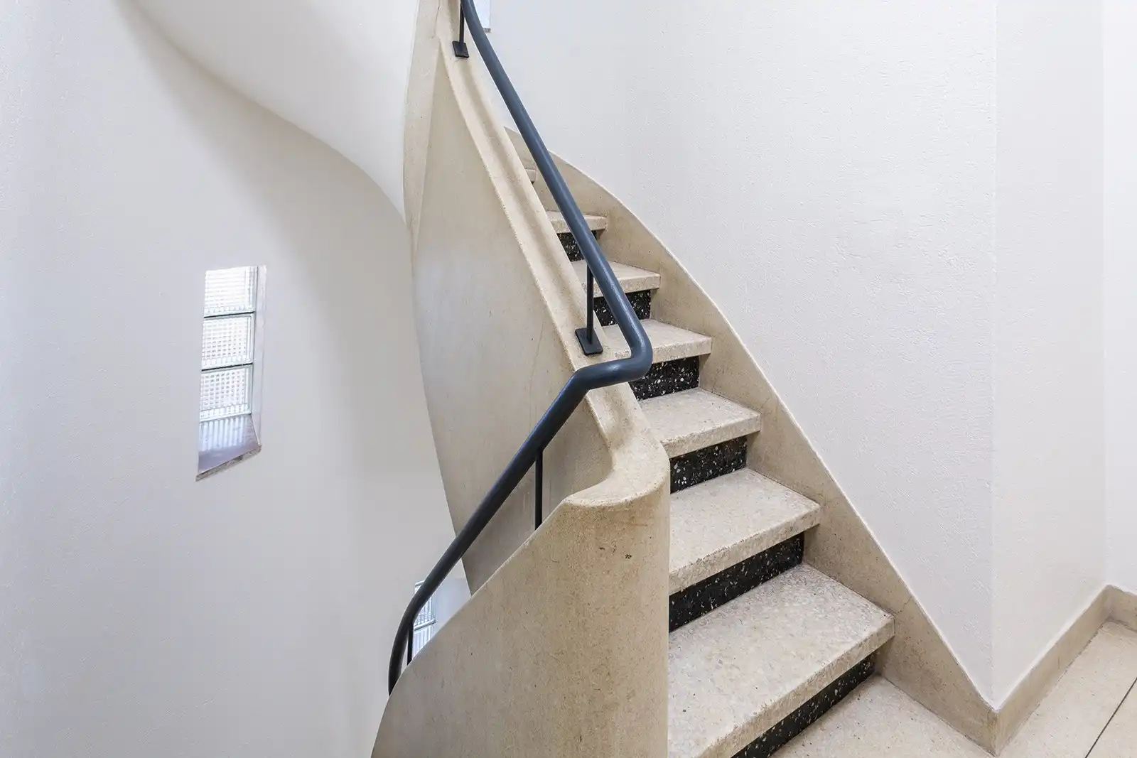 Instapklaar wonen in hartje Antwerpen-Noord foto 17
