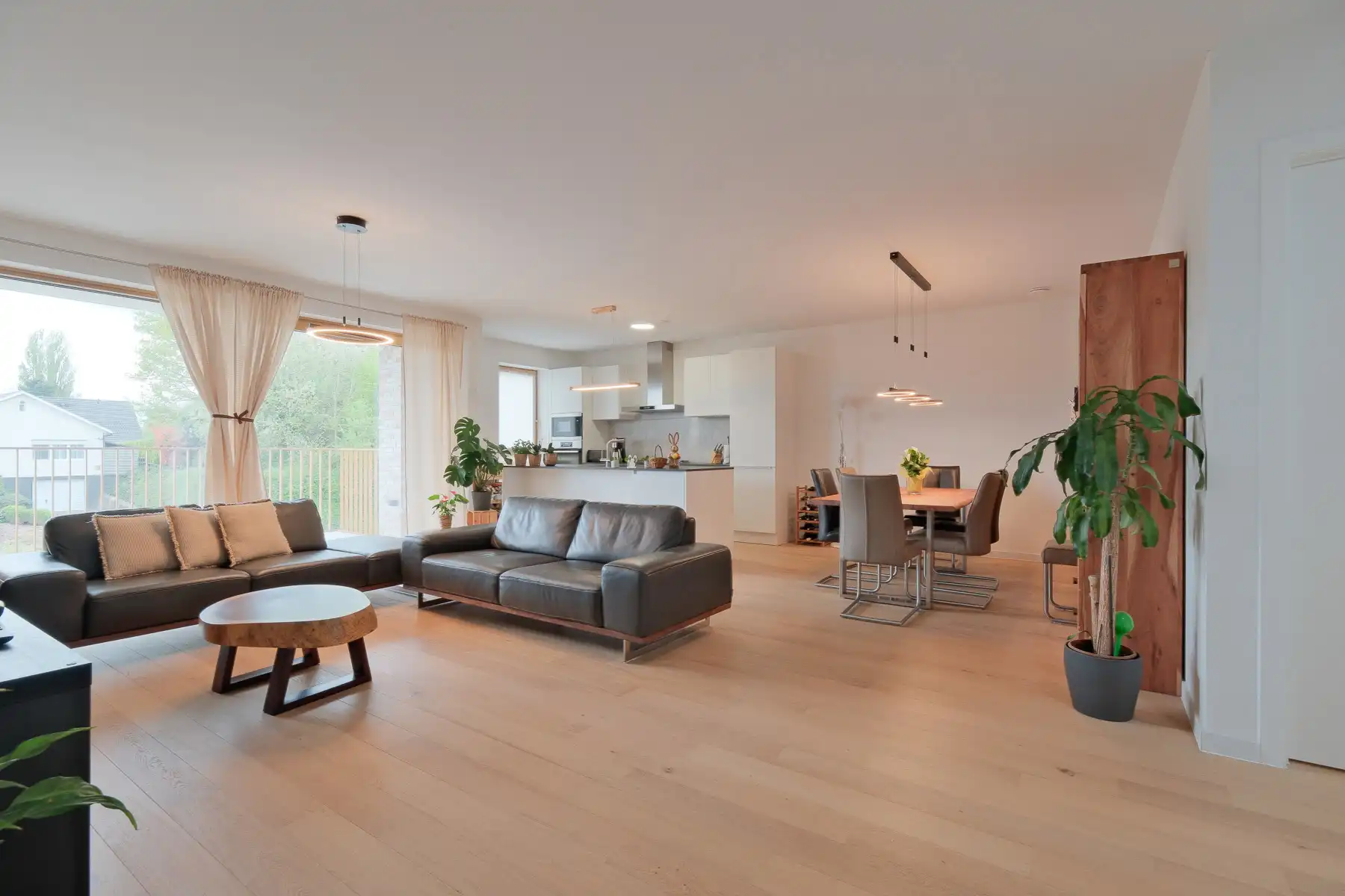 Appartement te koop foto 2