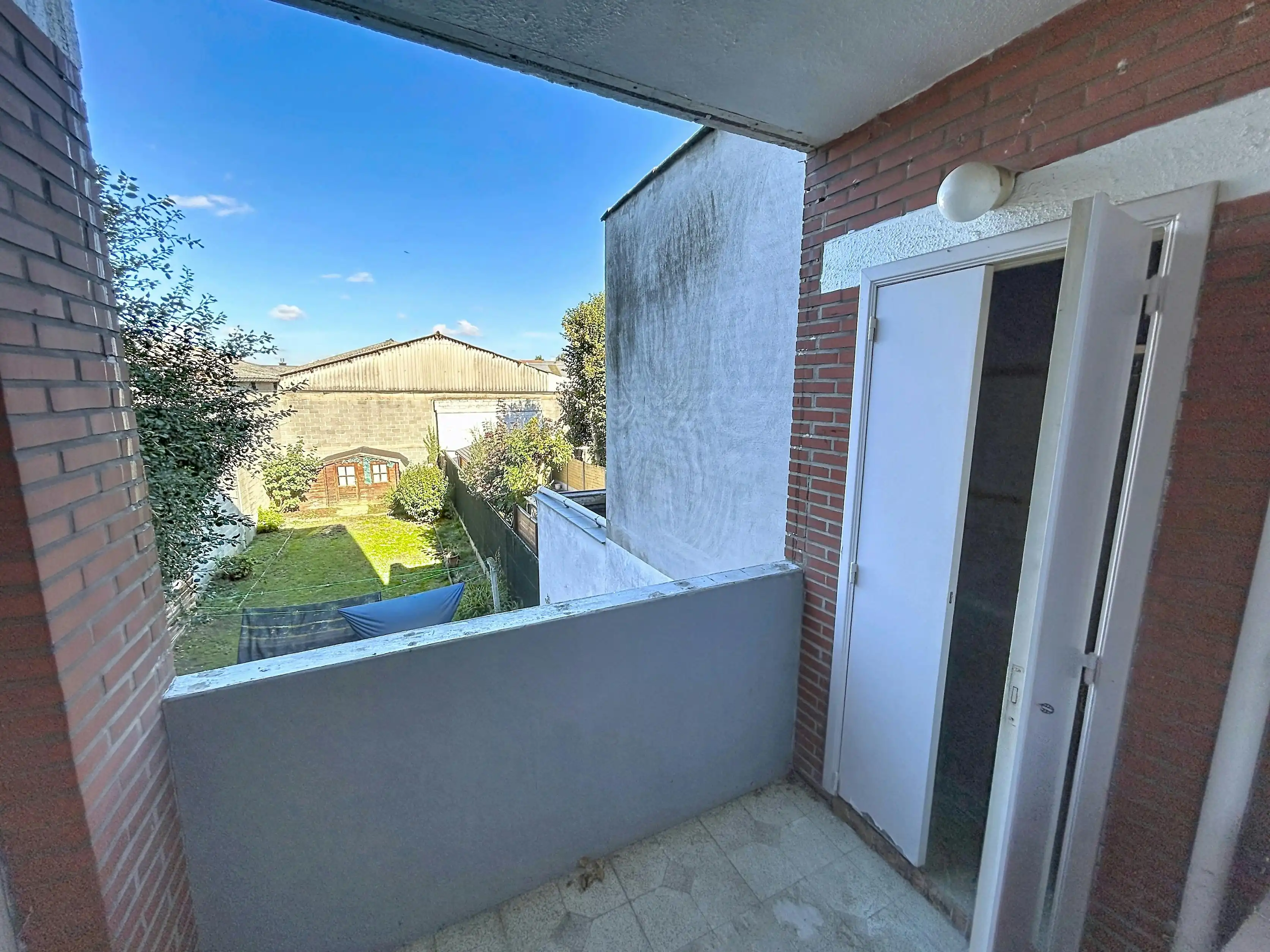 Te renoveren appartement met 2 slaapkamers in Vilvoorde foto 10