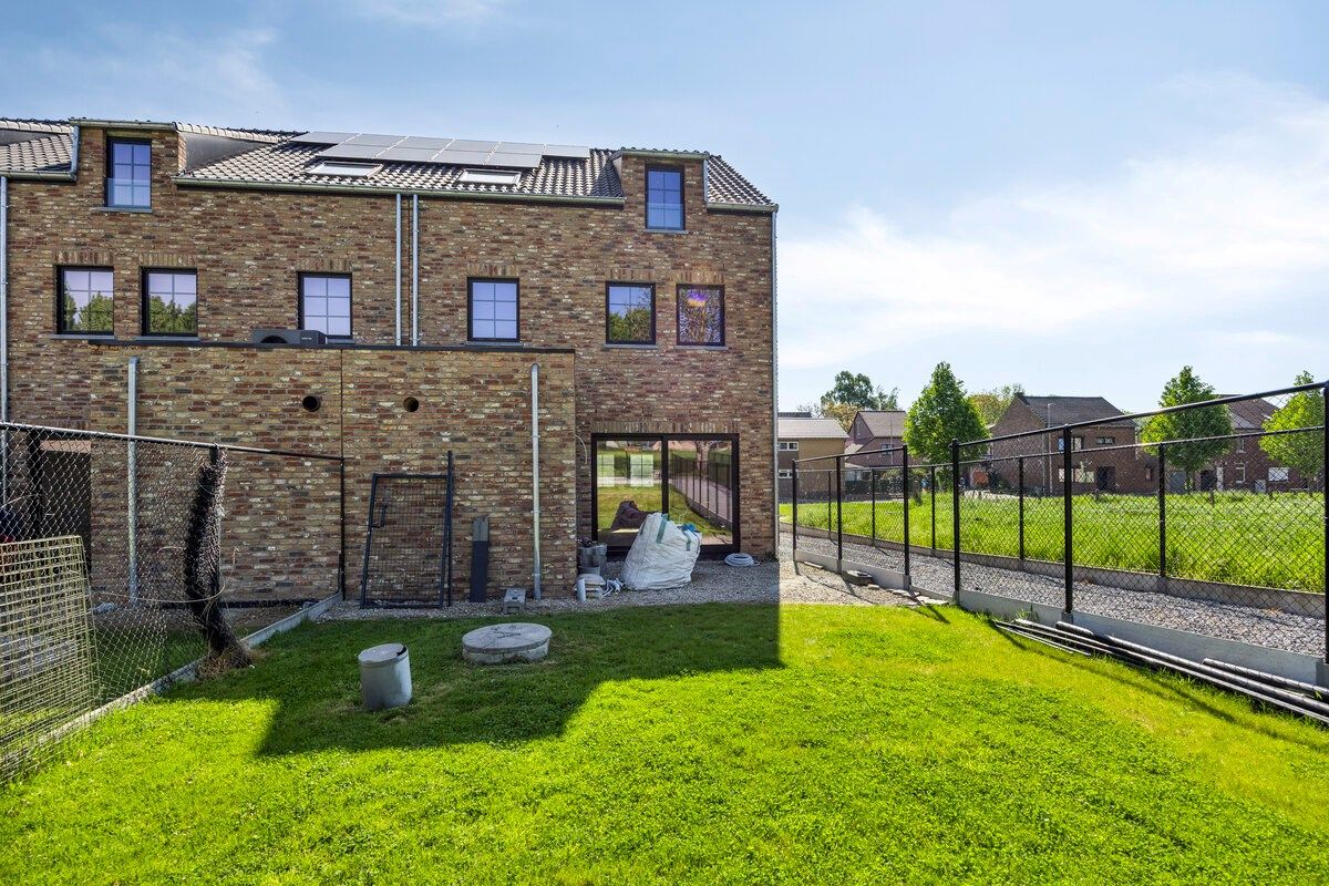 Luxueuze, Energiezuinige Nieuwbouwwoning foto 25