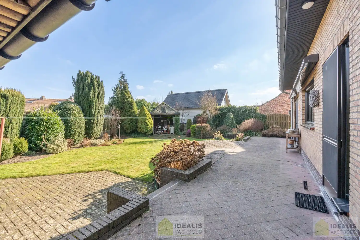 IDEALIS VASTGOED – PERFECT ONDERHOUDEN EN INSTAPKLARE GEZINSWONING MET 4 SLAAPKAMERS, 2 BADKAMERS EN EEN MOOIE WOONOPPERVLAKTE VAN +- 185M² OP EEN AANGENAAM EN RUSTIG GELEGEN PERCEEL VAN 6A 80CA OP GEGEERDE LOCATIE IN ACHEL! foto 29