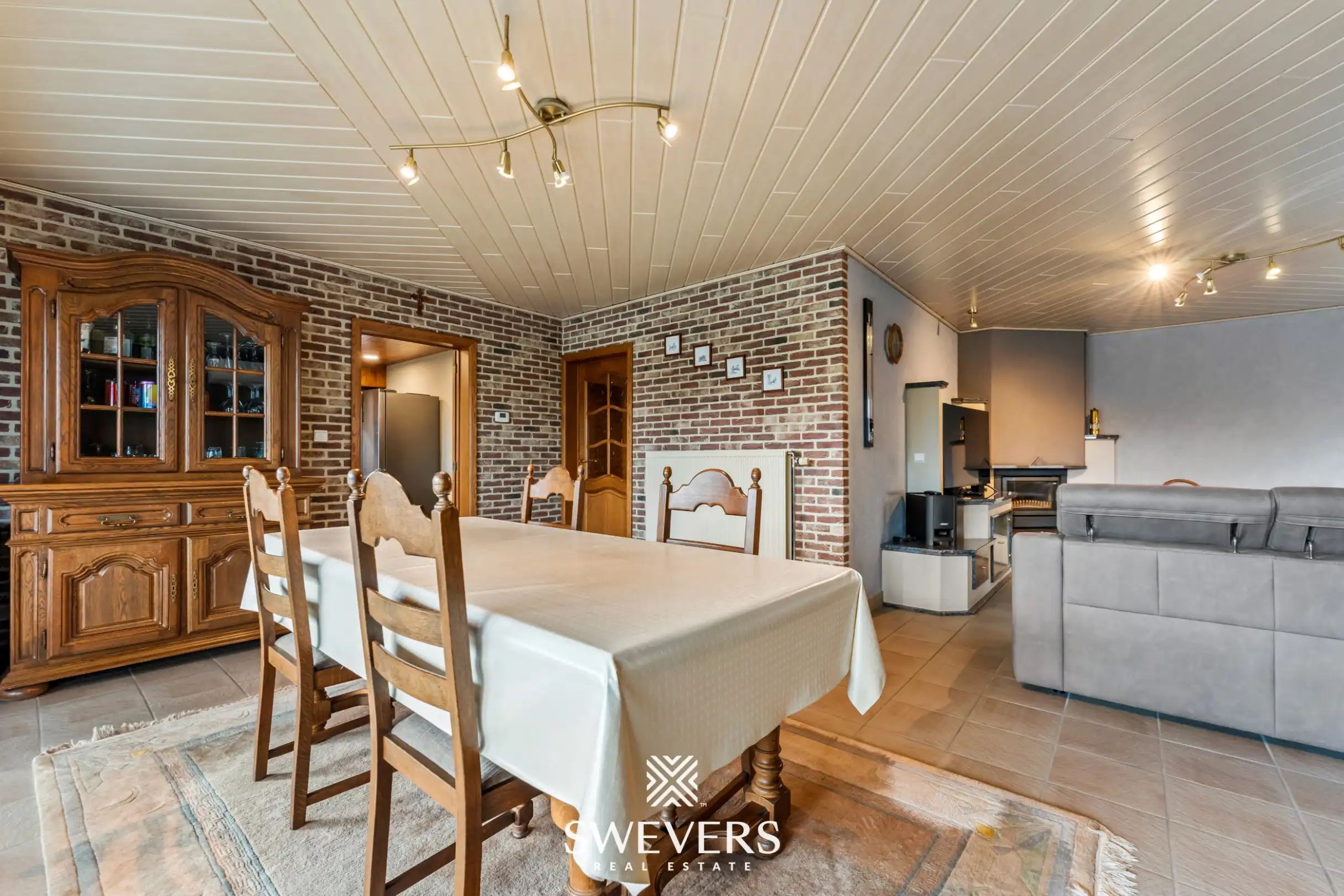 Riante afgewerkte woning met minstens 4 slaapkamers te Beverlo foto 5