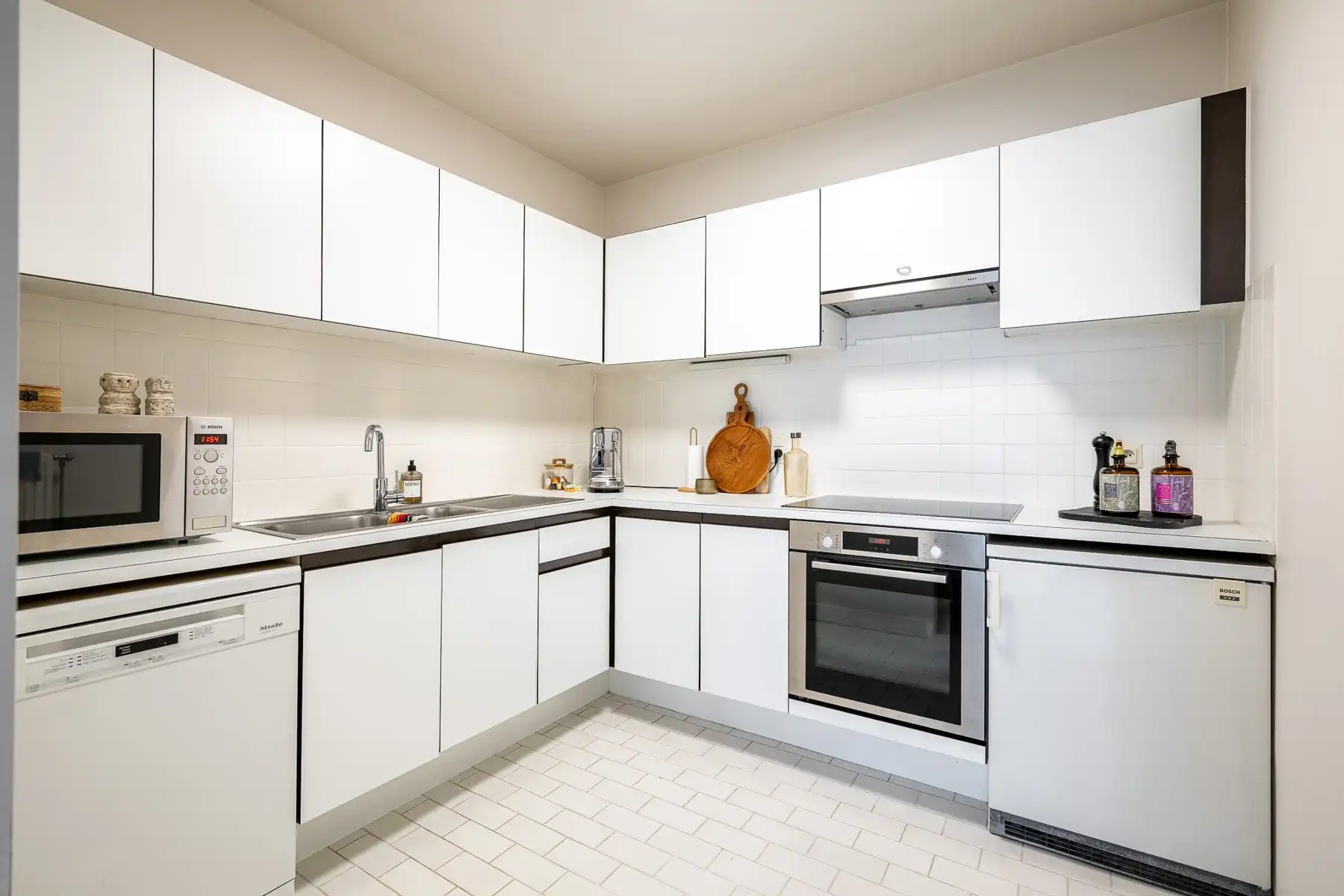 Zuidgericht appartement met uniek open zicht foto 8