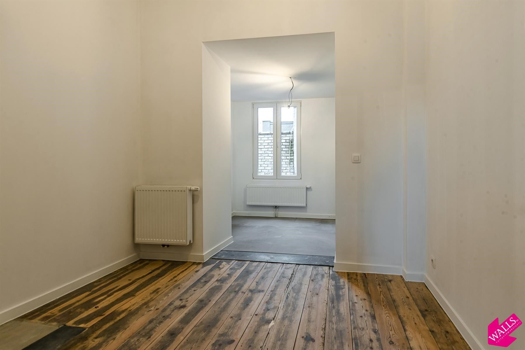 Modern gerenoveerd 1 slaapkamer appartement op centrale ligging!  foto 5