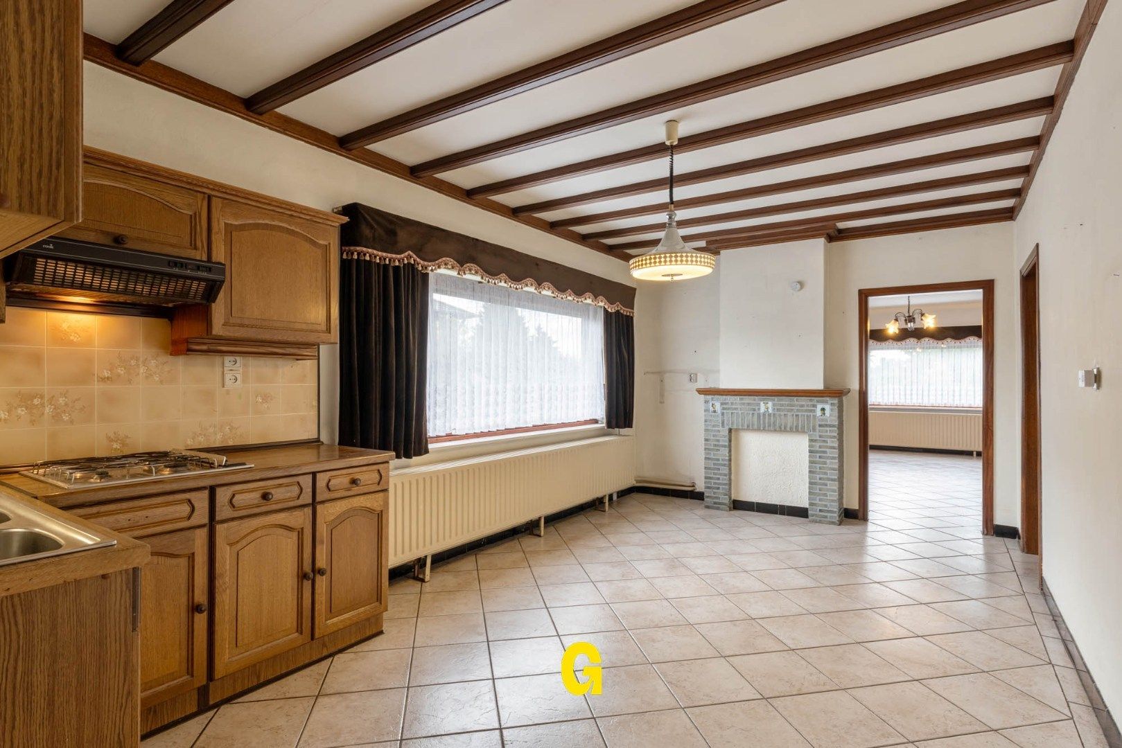 Te renoveren vrijstaande bungalow woning met tuin op een perceel van 8a 55ca foto 15