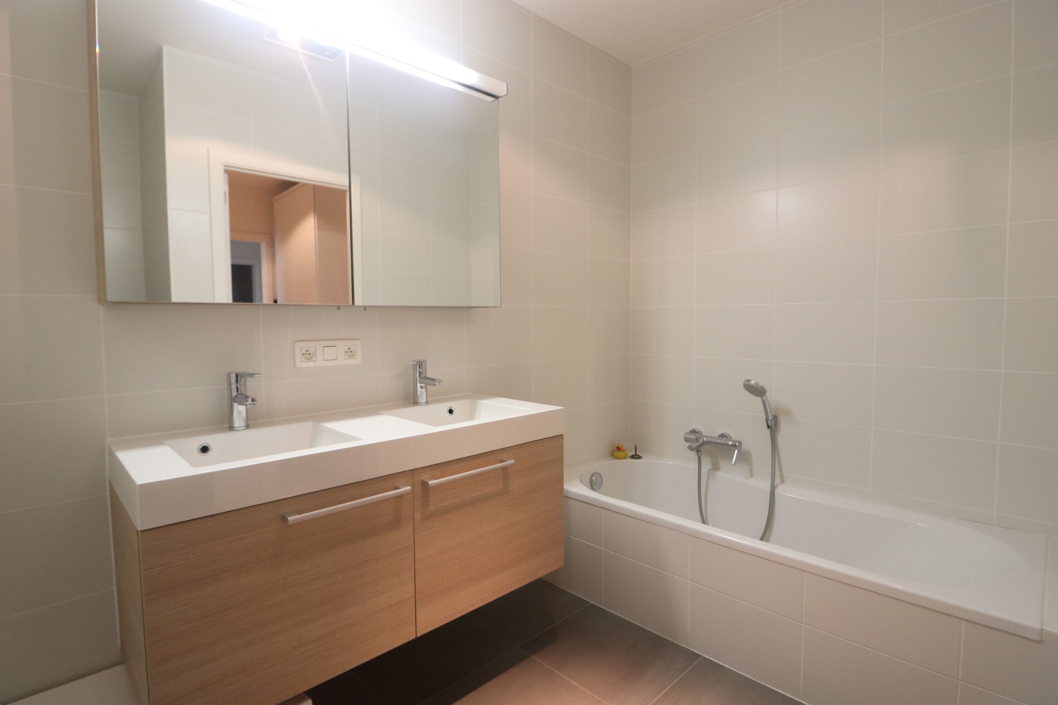 Zeedijk/ luxe / 3 slaapkamers foto 8