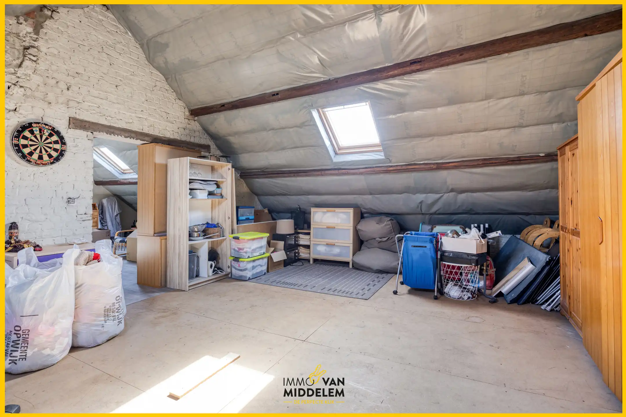 RUIME WONING MET 5 KAMERS, TERRAS, TUIN & PARKING foto 17