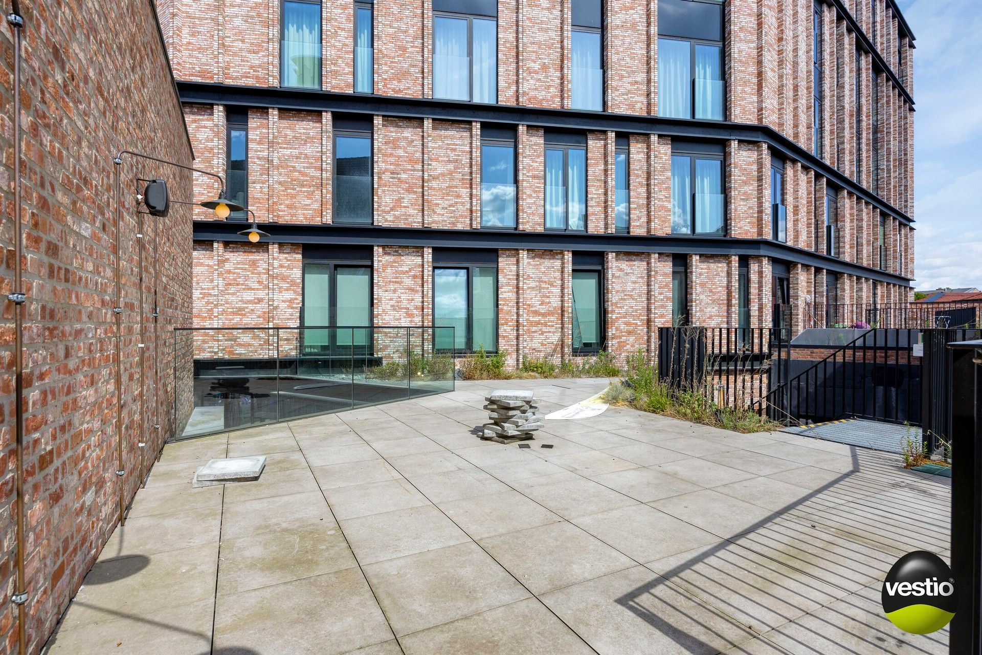 Polyvalent handelspand van ca. 245 m² op strategische locatie in centrum Hasselt. foto 20