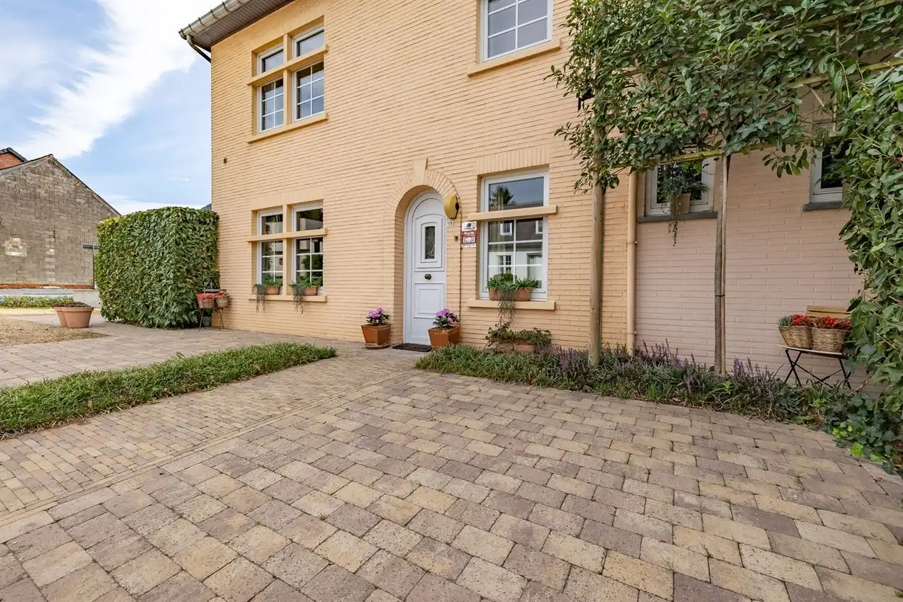 Karaktervolle en instapklare woning met zonnige tuin nabij het Gras- en Crauwelsbos foto 48