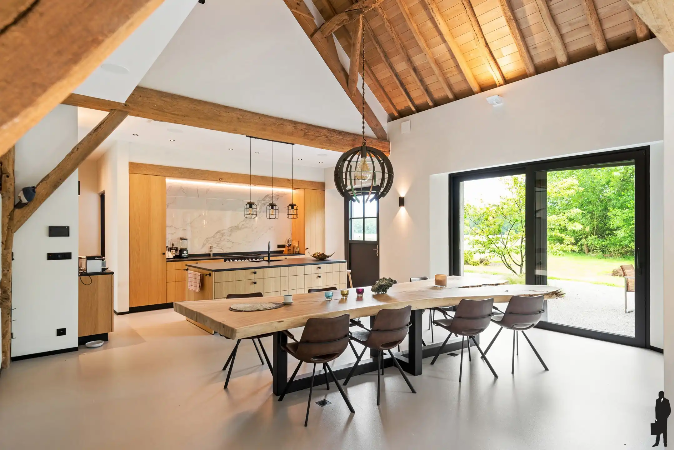 Gerenoveerde BEN hoeve in agrarisch beschermd gebied te Hove foto 11