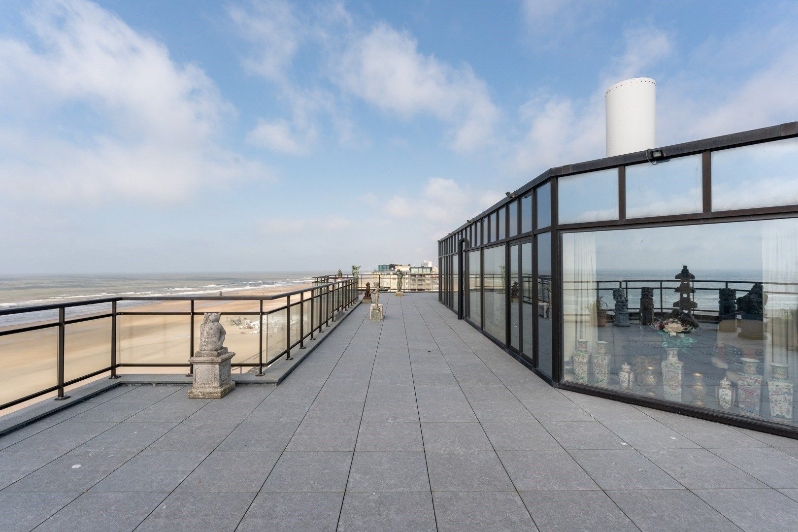 Royale penthouse met fenomenaal open zeezicht en gunstig EPC! foto 1