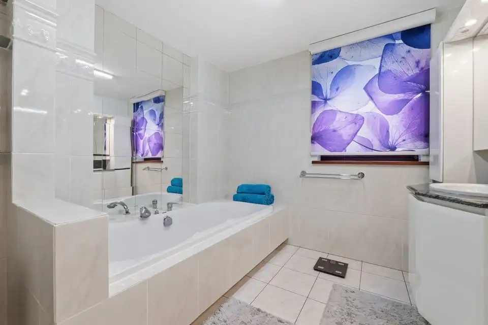 EXCLUSIEVE GEZINSWONING MET RUIME TUIN, 252M² WOONCOMFORT EN TOPLIGGING IN SINT-TRUIDEN foto 25