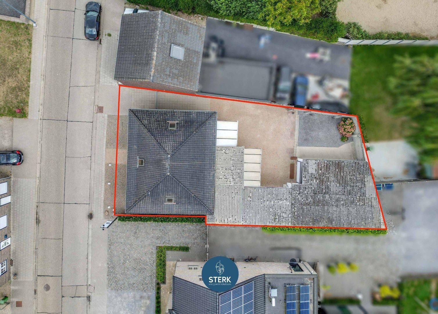 VERZORGDE GEZINSWONING OP EEN ONDERHOUDSVRIENDELIJK PERCEEL IN UIKHOVEN !  foto 4