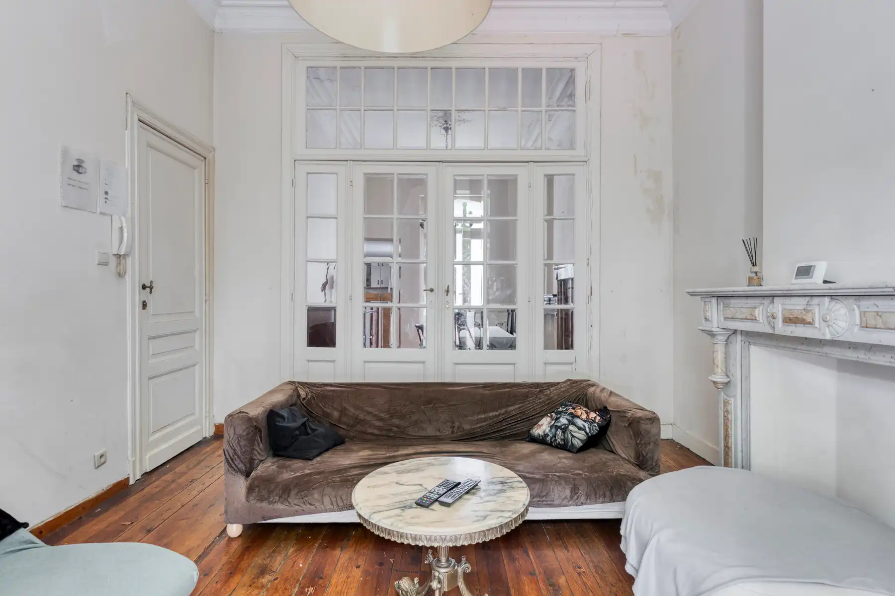 Schitterend gelegen herenwoning met veel karakter foto 2