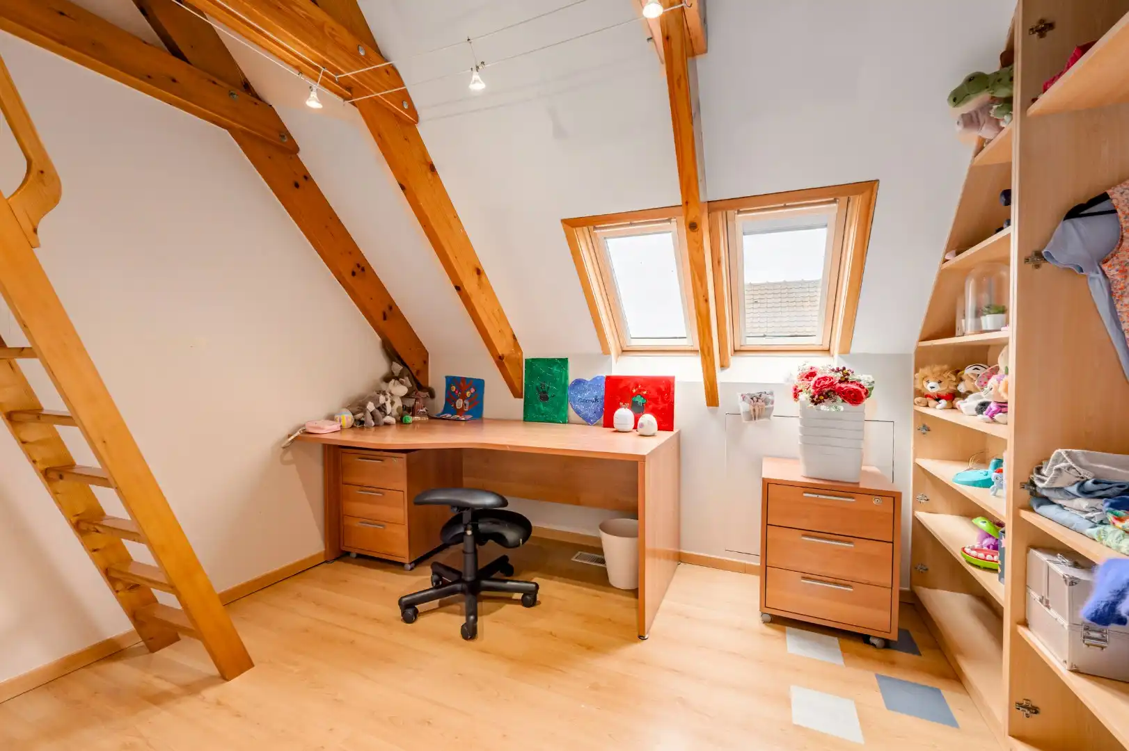 Ruime, lichtrijke gezinswoning met o.a. 6 kamers foto 22