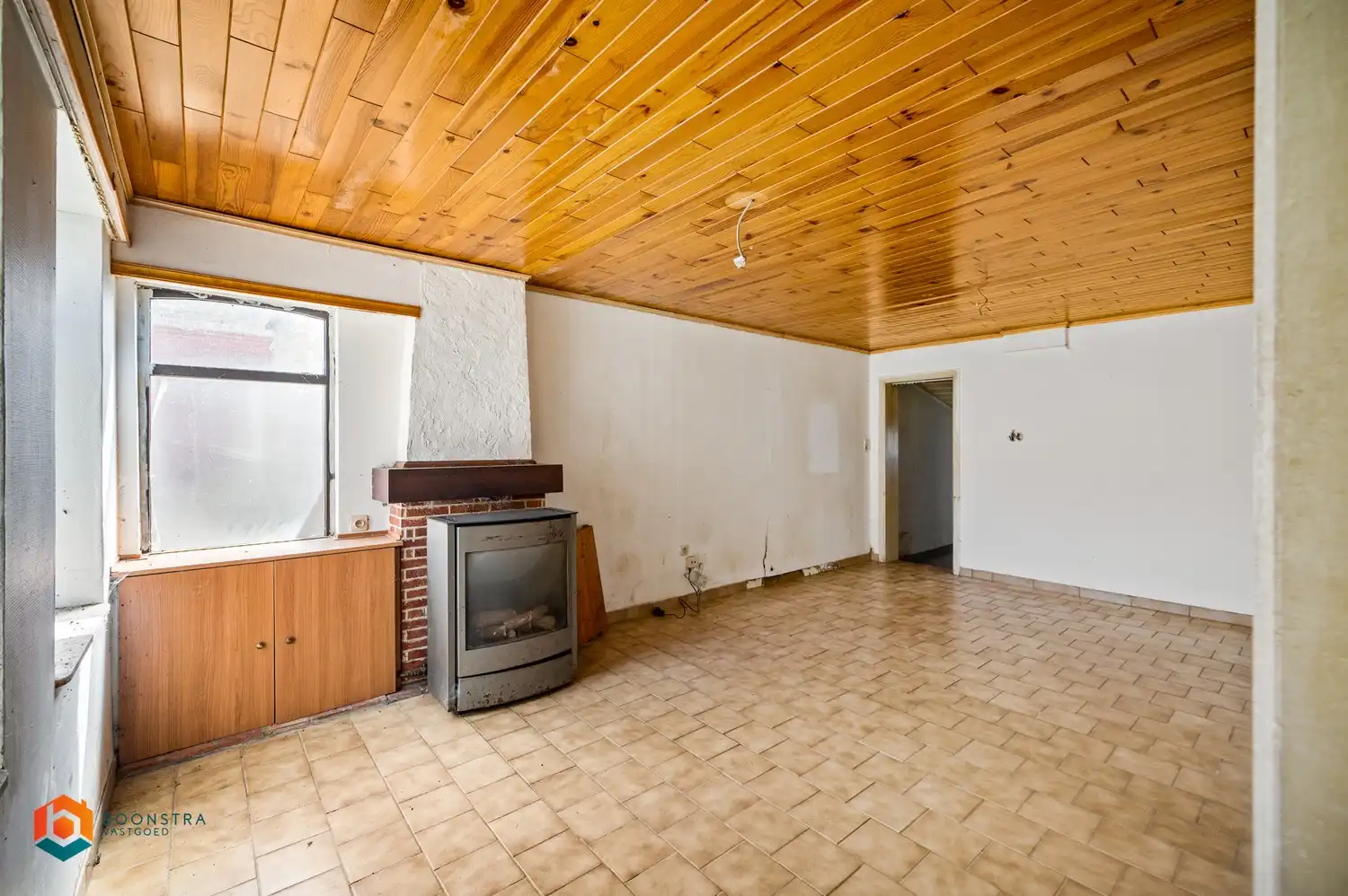 Te renoveren woning te Beerzel foto 2
