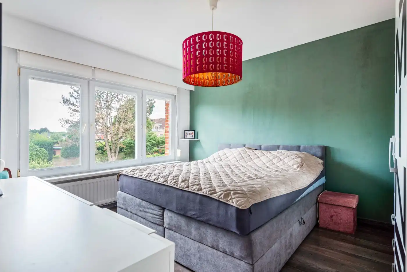 Top gelegen, gerenoveerde woning met 4 à 5 slpk. en zuid-tuin foto 12