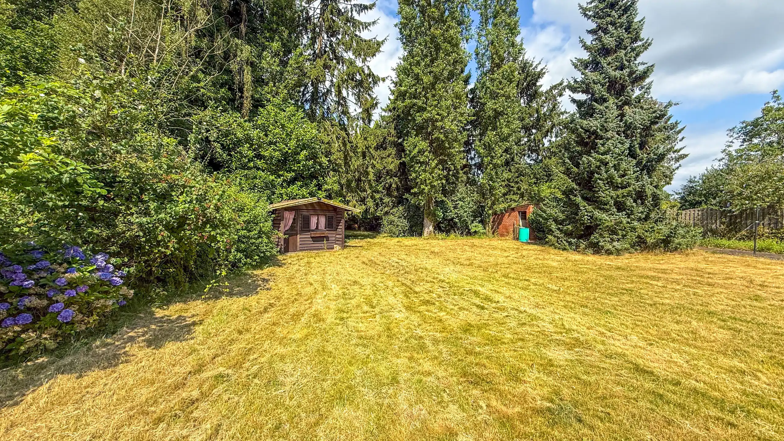 Ruime split-levelwoning met 3 slaapkamers op groot perceel! foto 44