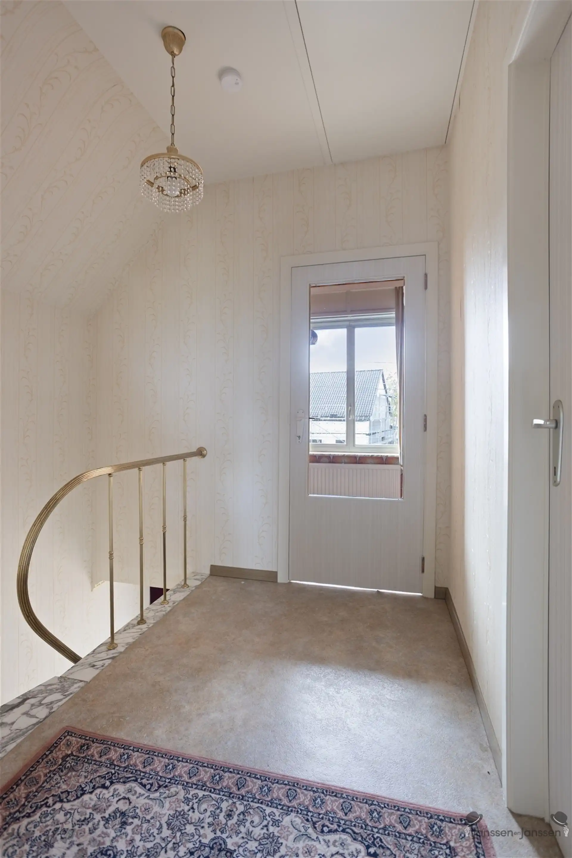 Rustig gelegen woning met prachtig uitzicht foto 11