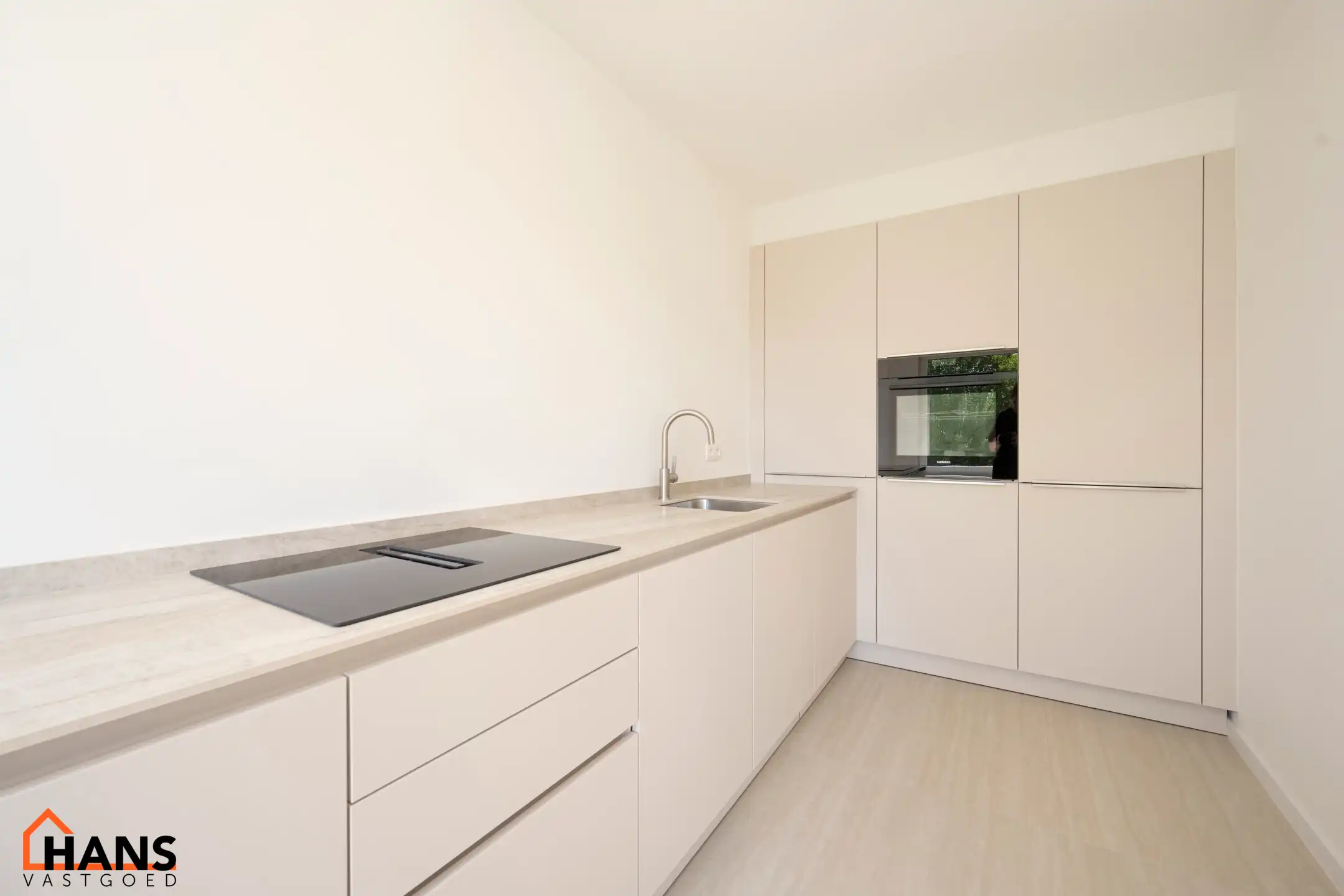 Gerenoveerd appartement foto 6