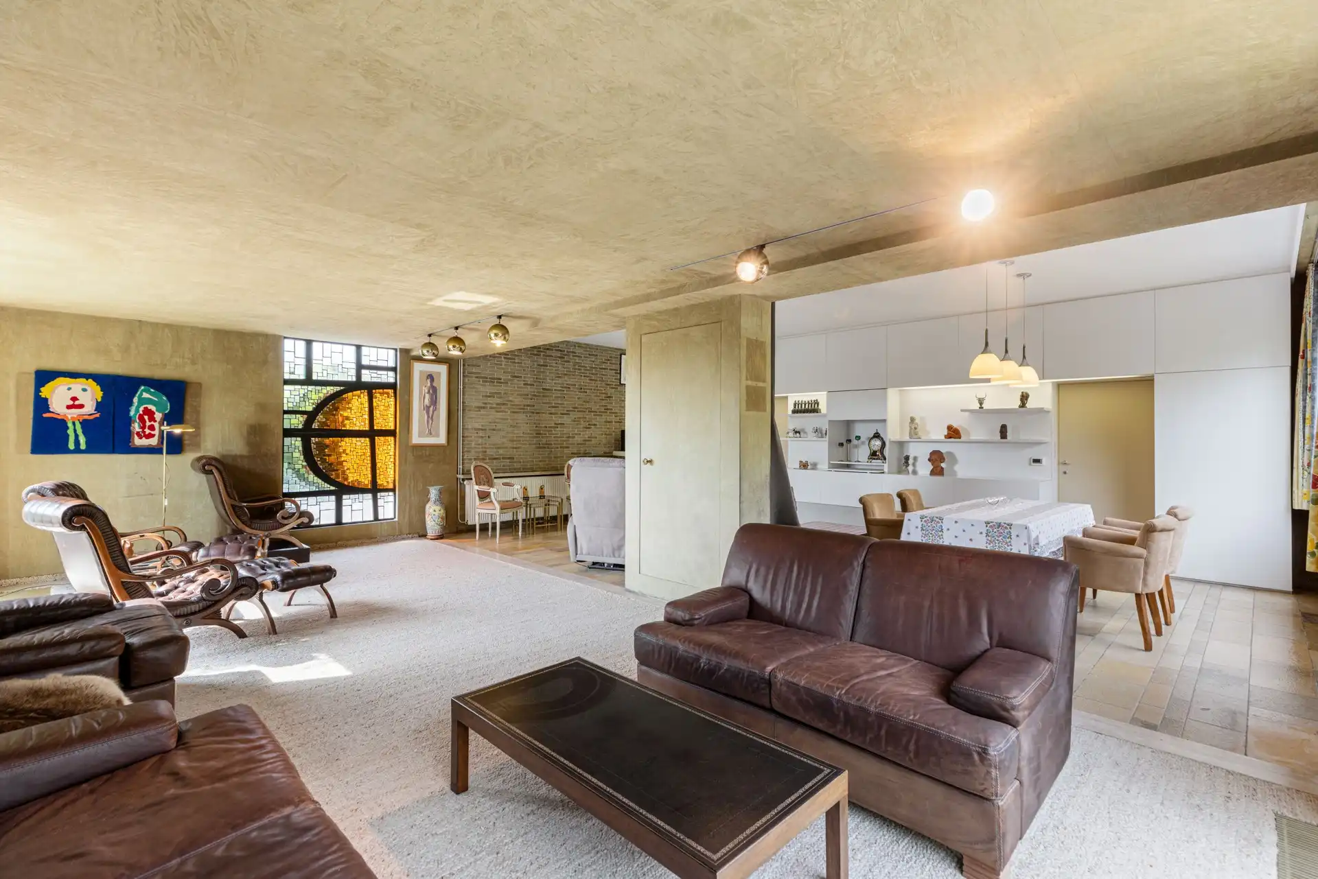 Karaktervolle architectenvilla op een royaal perceel van 1.286 m² getekend door architect Piet Pauwels foto 4
