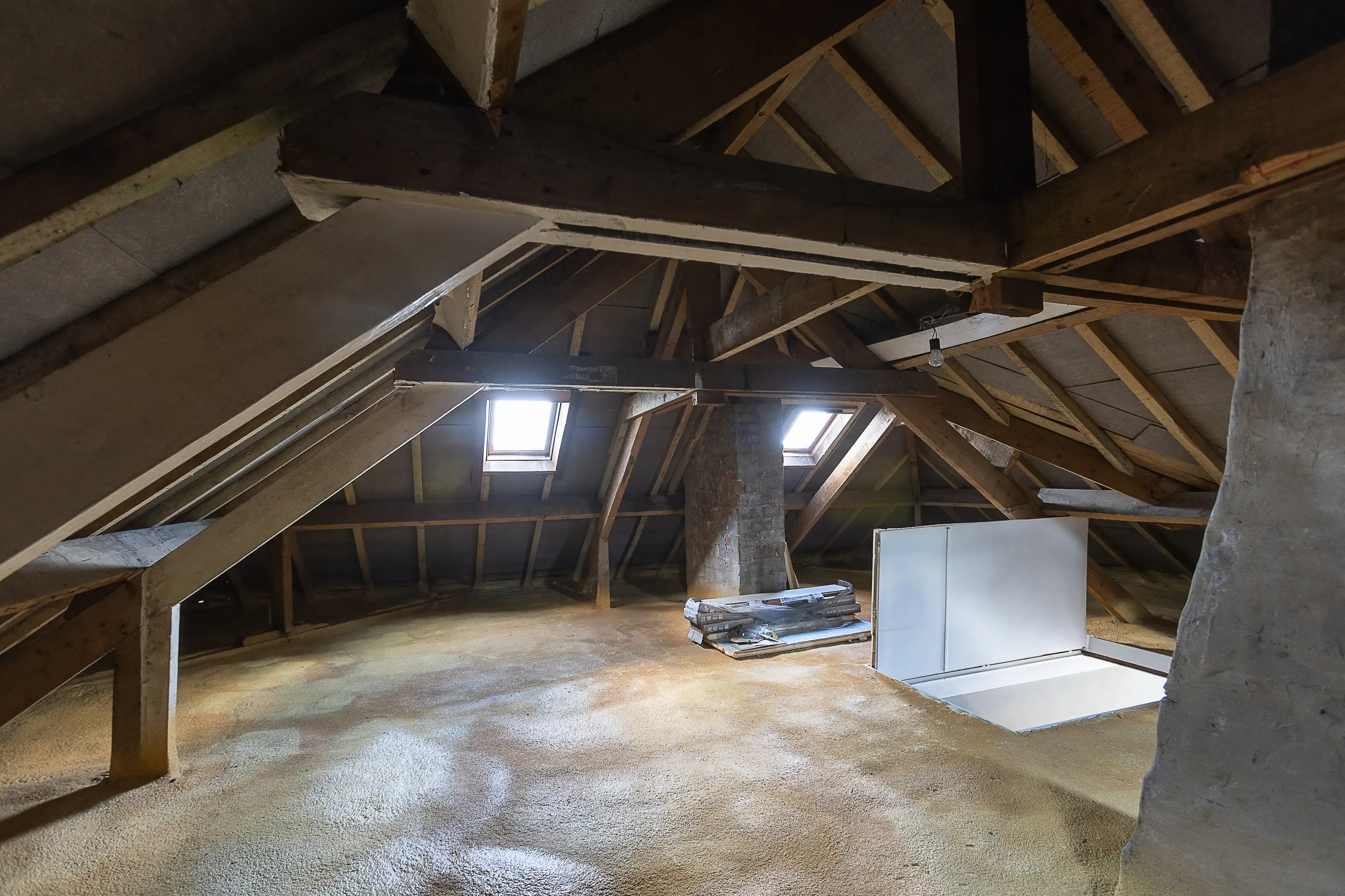 Charmant en verrassend ruim huis te koop in Aalter foto 18