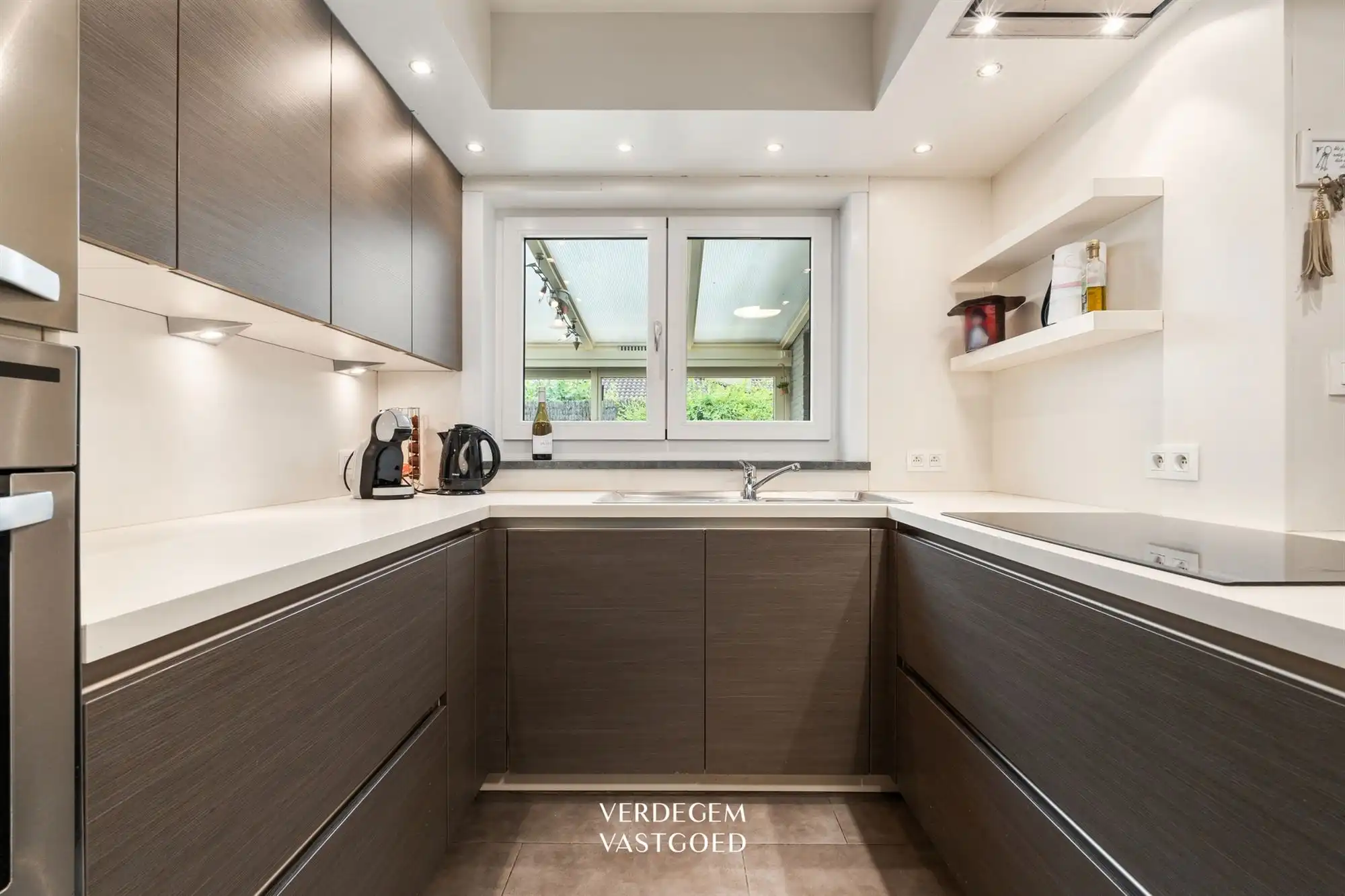 Ruime woning op royaal perceel van 1.014m² met 3 slaapkamers en geniettuin foto 10