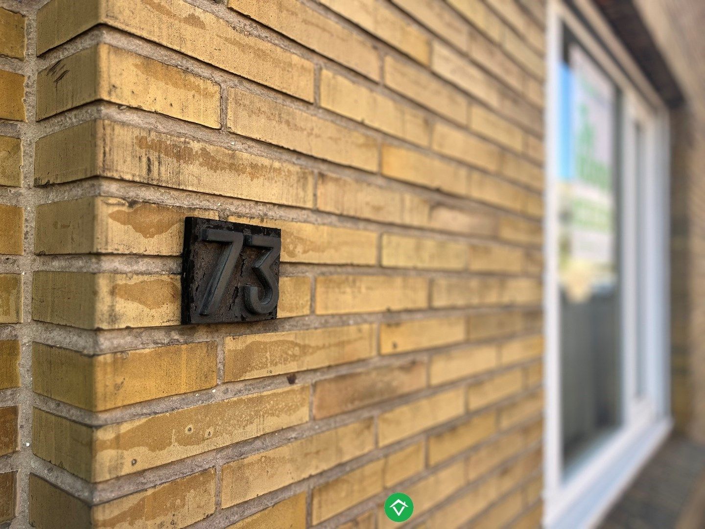 Comfortabel, op te frissen woonhuis met zonnige tuin, welgelegen in rustige buurt. foto 2