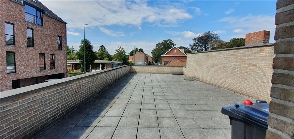 Luxueus afgewerkt triplex-appartement met groot terras foto 4