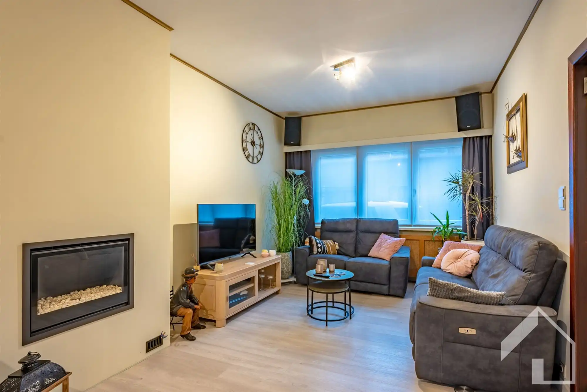 Ruime woning met 3 à 4 slaapkamers foto 4