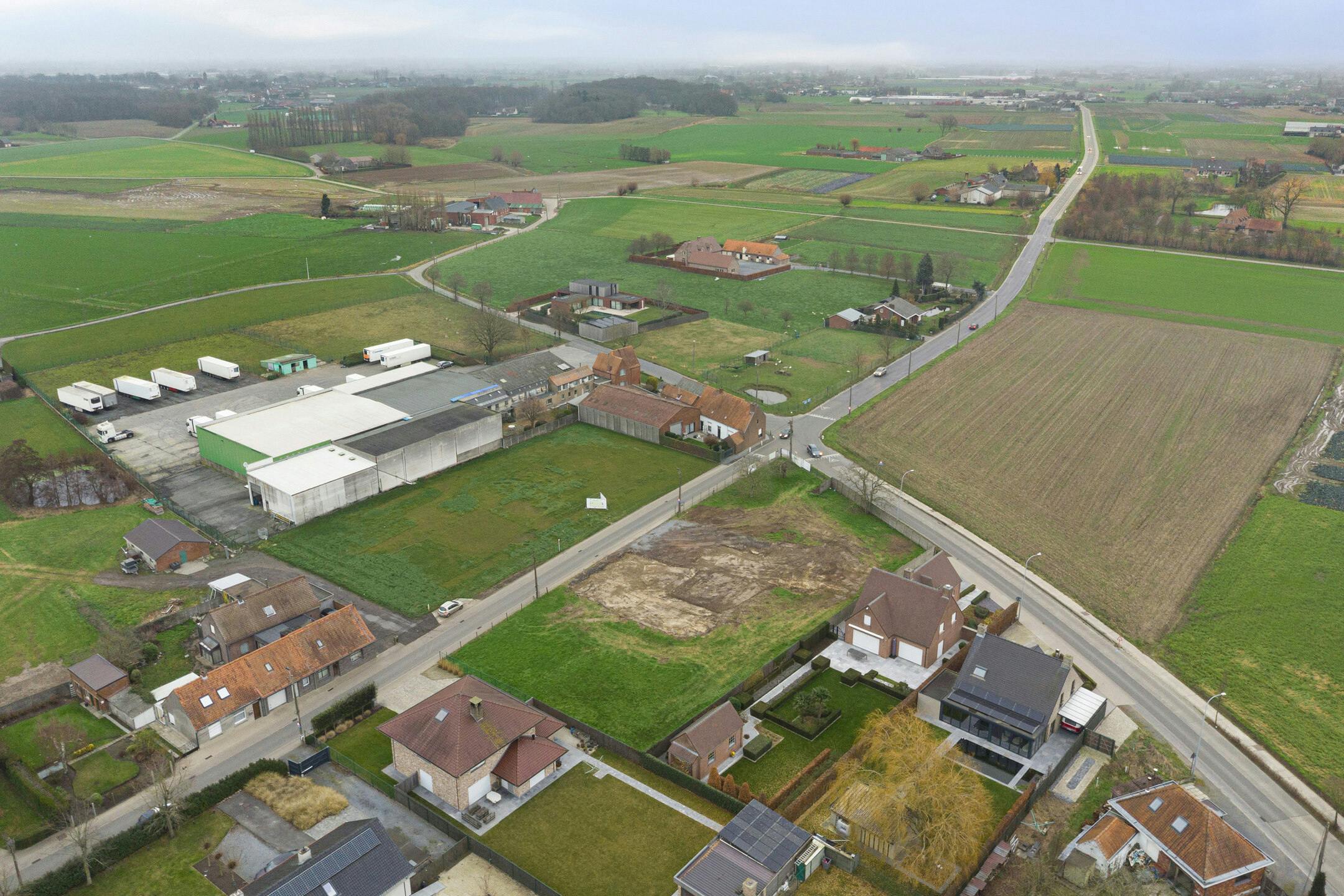 Mooi stuk bouwgrond op deze landelijke ligging in Izegem foto 6