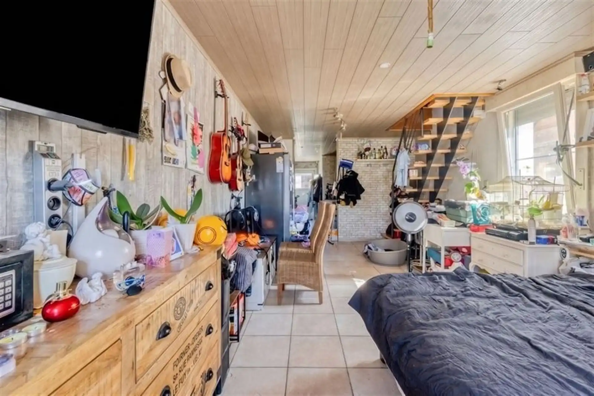 Goed gelegen degelijk huis in Eine. foto 4