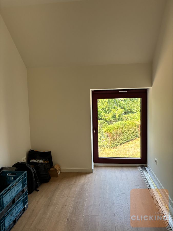 Slim wonen in stijl: volledig gerenoveerde woning in het groene Borchtlombeek foto 27