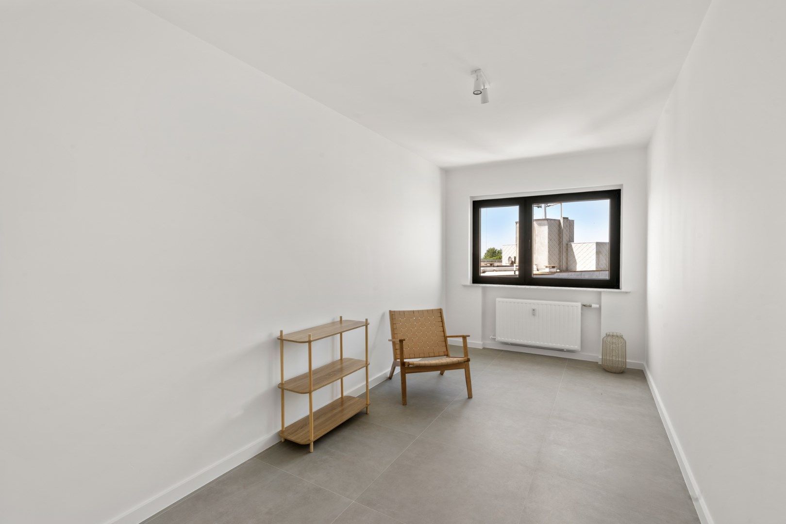 SCHITTEREND GERENOVEERD 2 SLPK APP IN CENTRUM OOSTENDE foto 13