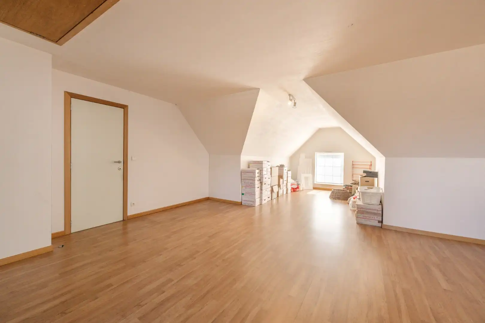 PERFECT ONDERHOUDEN STATIGE VILLA OP 1.121 m²  | ENERGIEVRIENDELIJK  foto 28