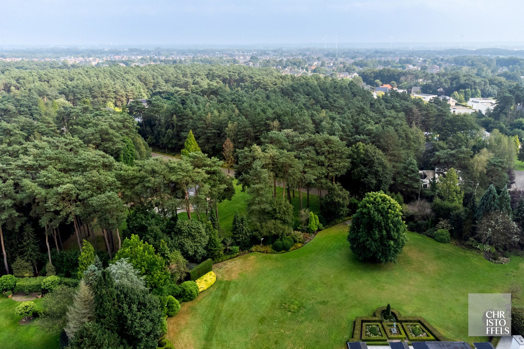 Villabouwkavel voor open bebouwing op een perceel van 2.249m²! foto 10