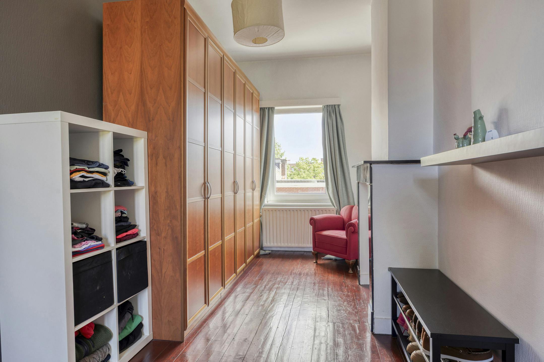 Karaktervolle herenwoning met ruimte, licht en charme foto 22
