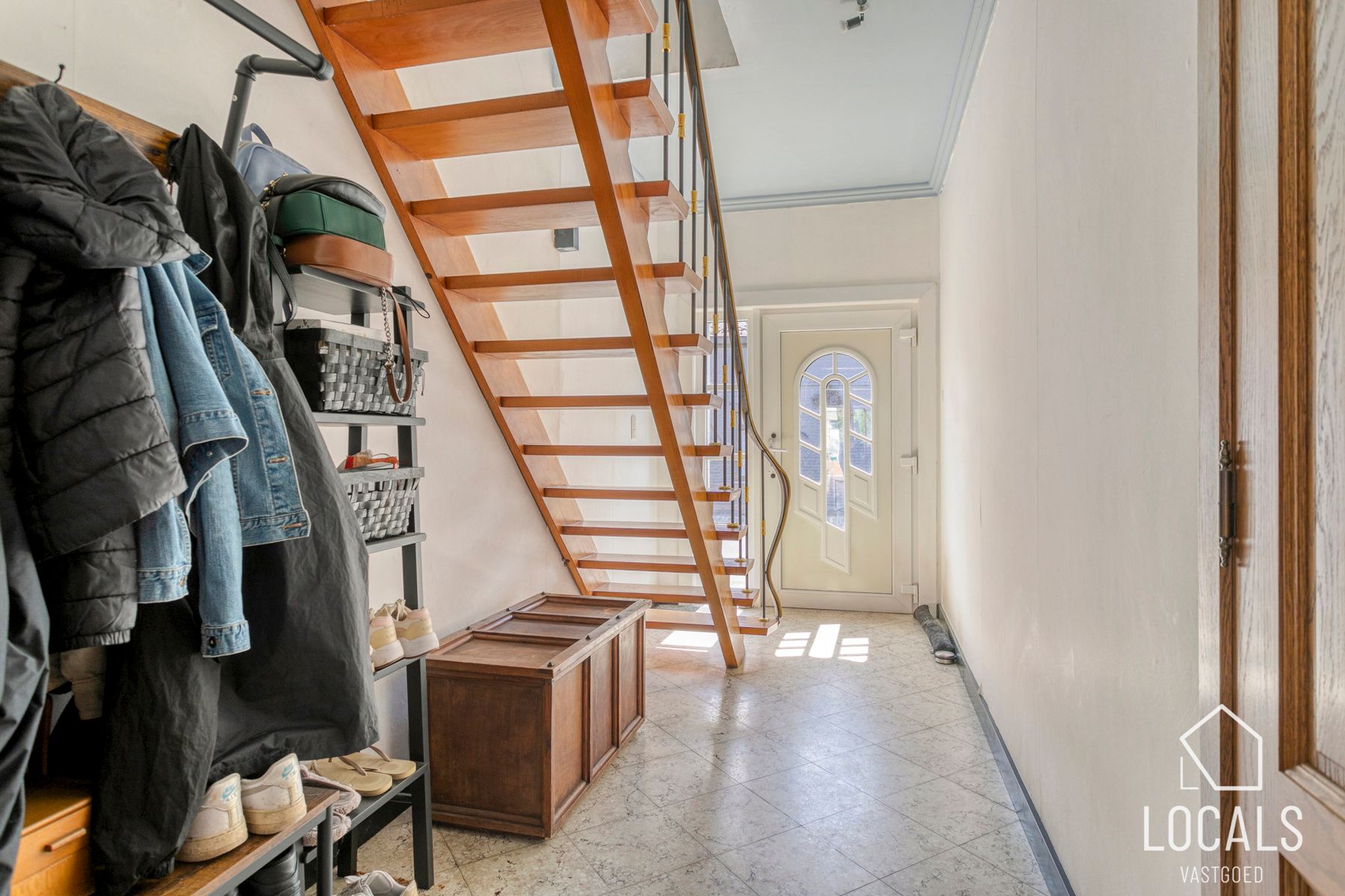 Leuke gezinswoning met 2 slaapkamers, tuin en garage foto 9