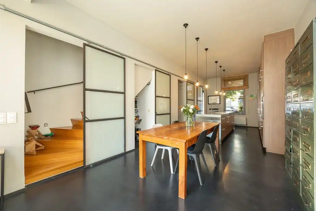 Instapklare woning met 3 slpk en gezellige tuin foto 6