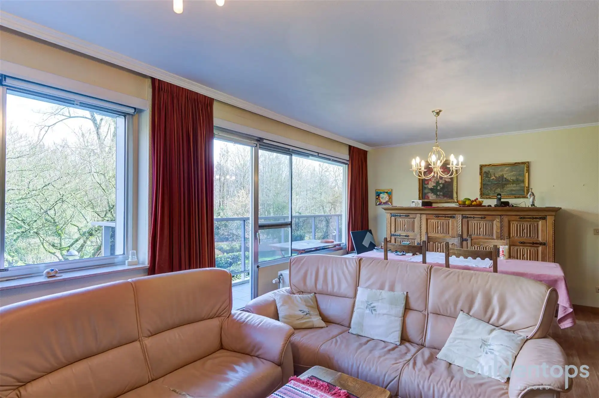 goed gelegen 2-slaapkamer appartement met zicht op groen foto 3