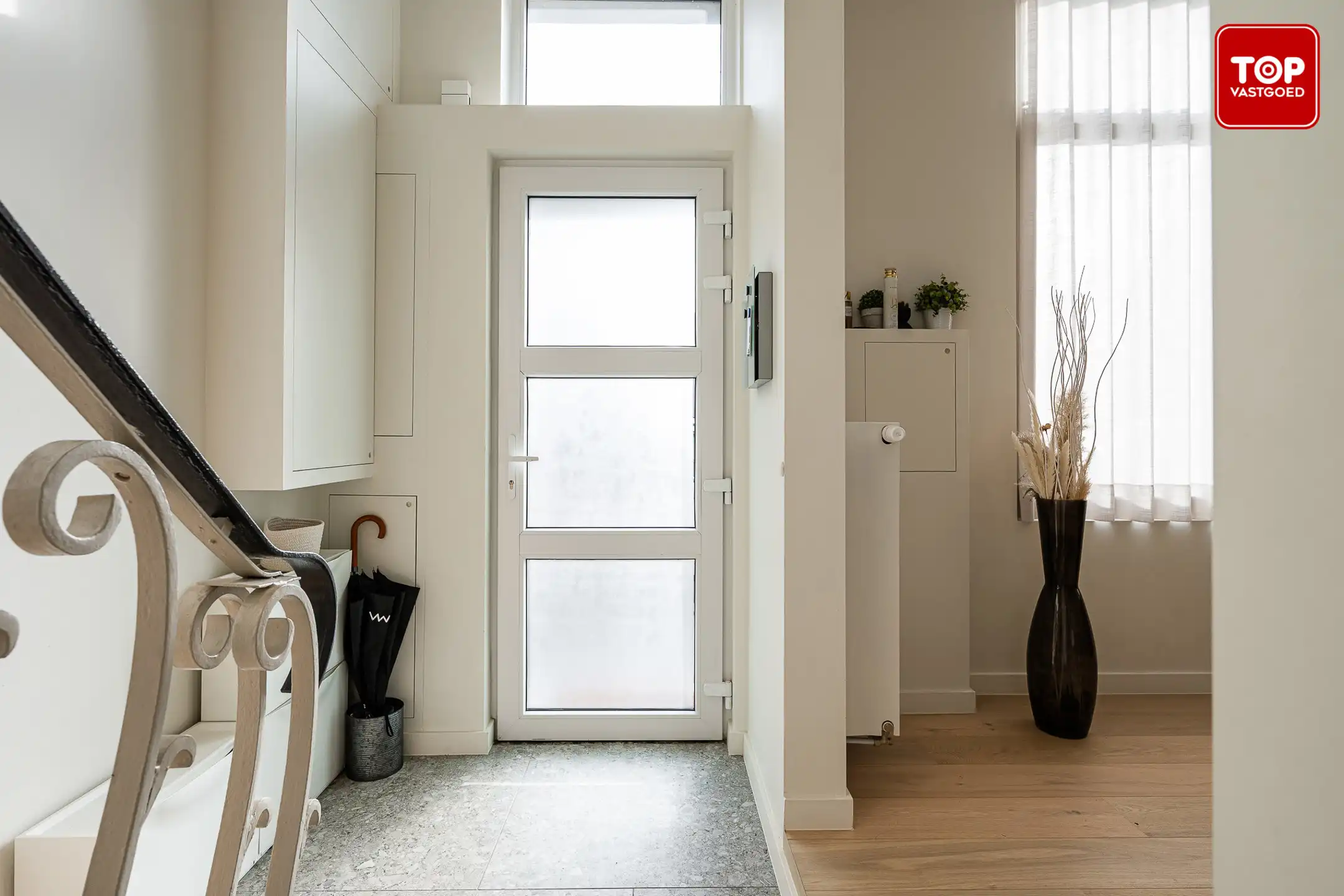 Gerenoveerde, energiezuinige woning op uitstekende locatie foto 2