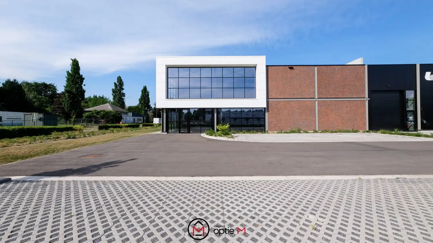 Commerciële KMO-unit met kantoren op toplocatie in Hasselt foto 2