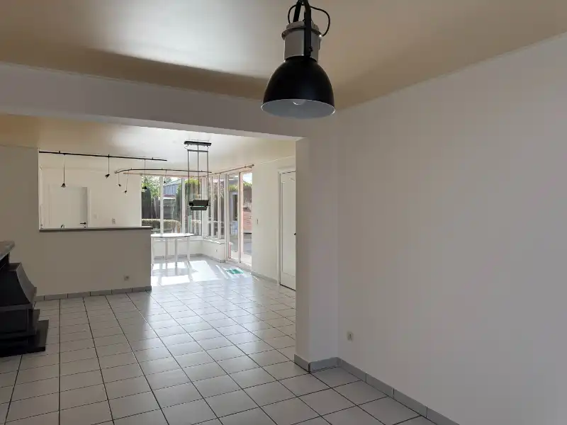 Te huur: charmante woning in het centrum, vlak bij het kanaal en zijn groene omgeving foto 5