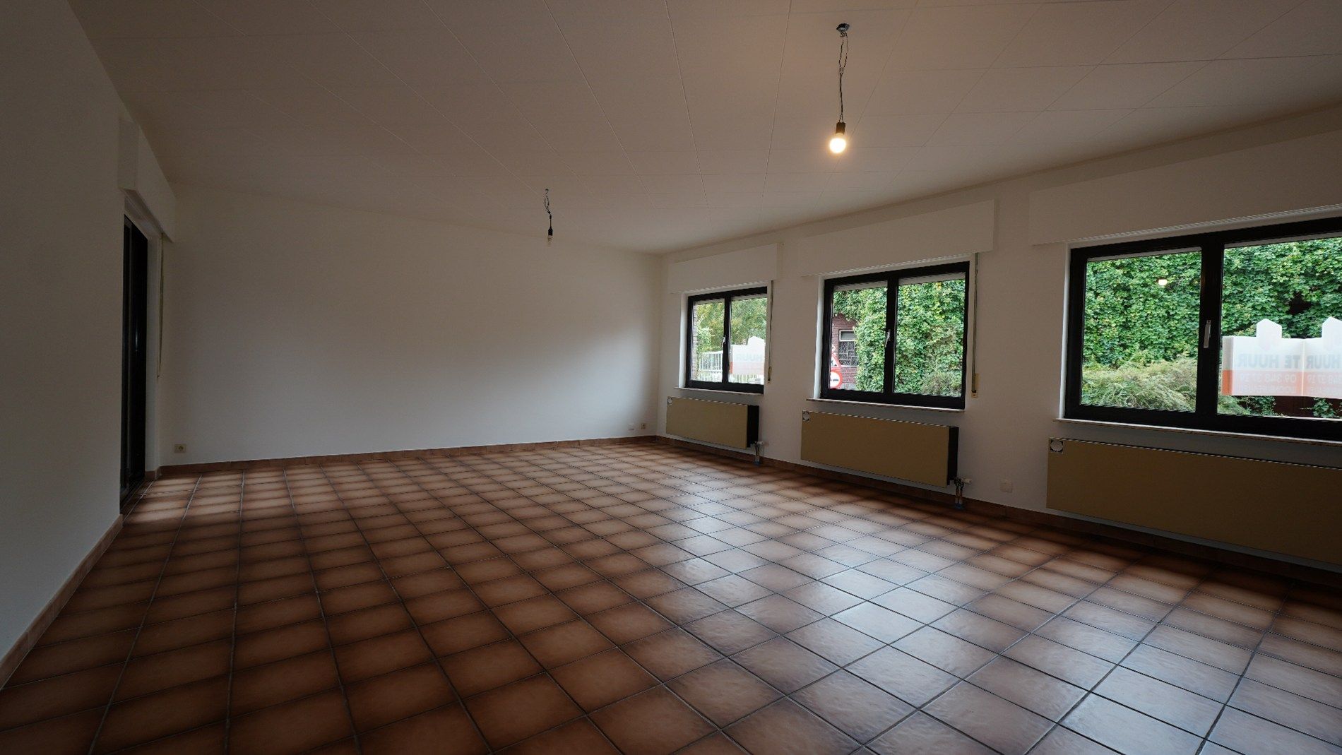 Gerenoveerd gelijkvloers appartement te Lokeren  foto 2