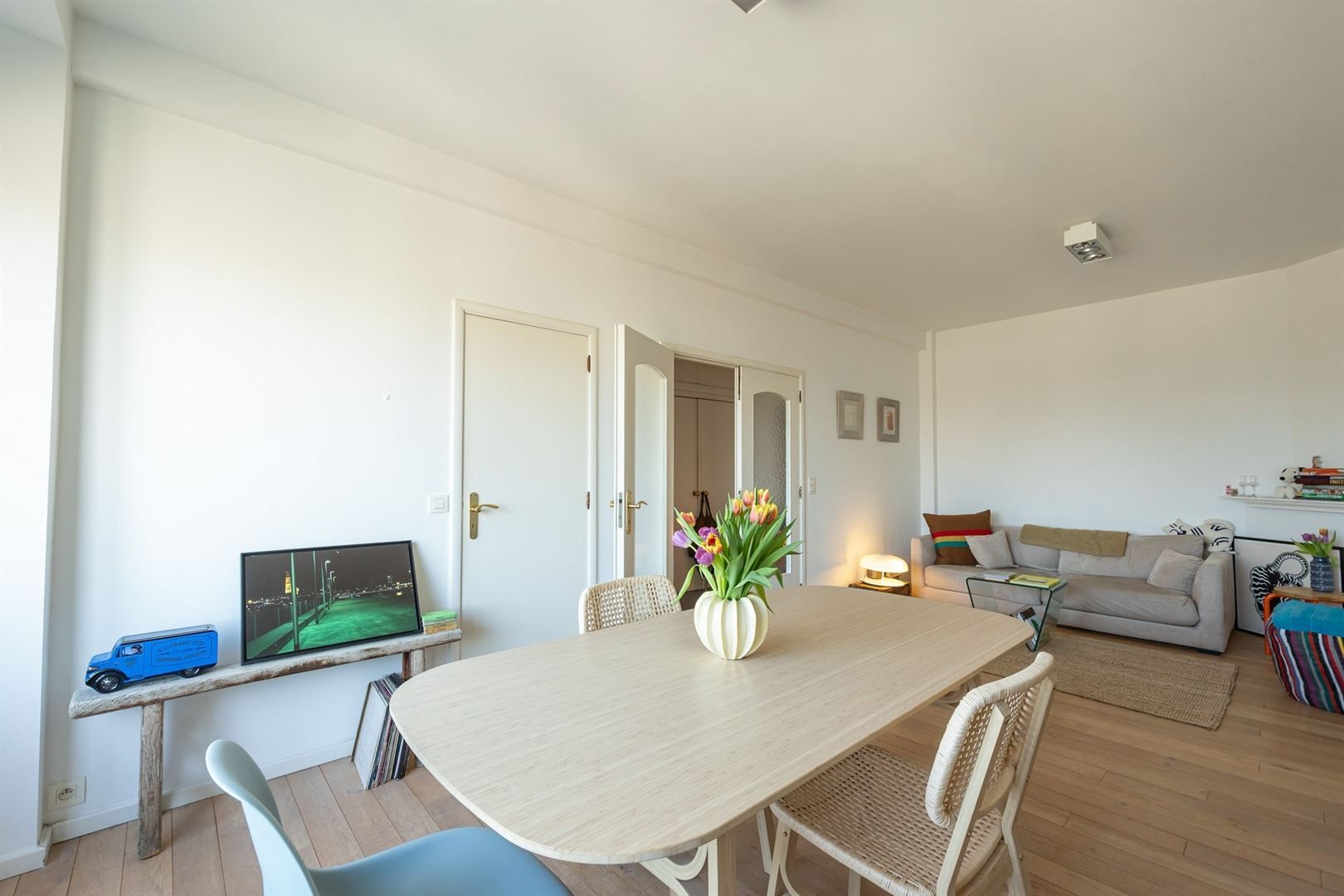 Appartement met prachtig zicht foto {{pictureIndex}}